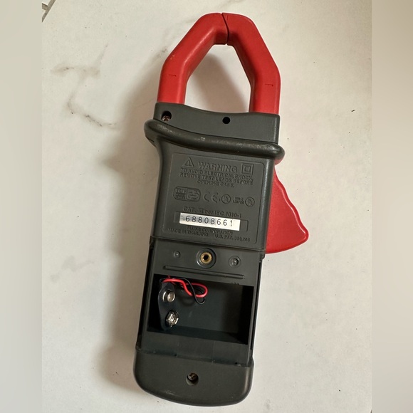 Fluke 32 Digital Clamp Meter Multimeter With Leads - Picture 5 of 5